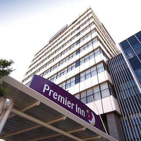 Premier Inn West Bromwich Central Exteriör bild
